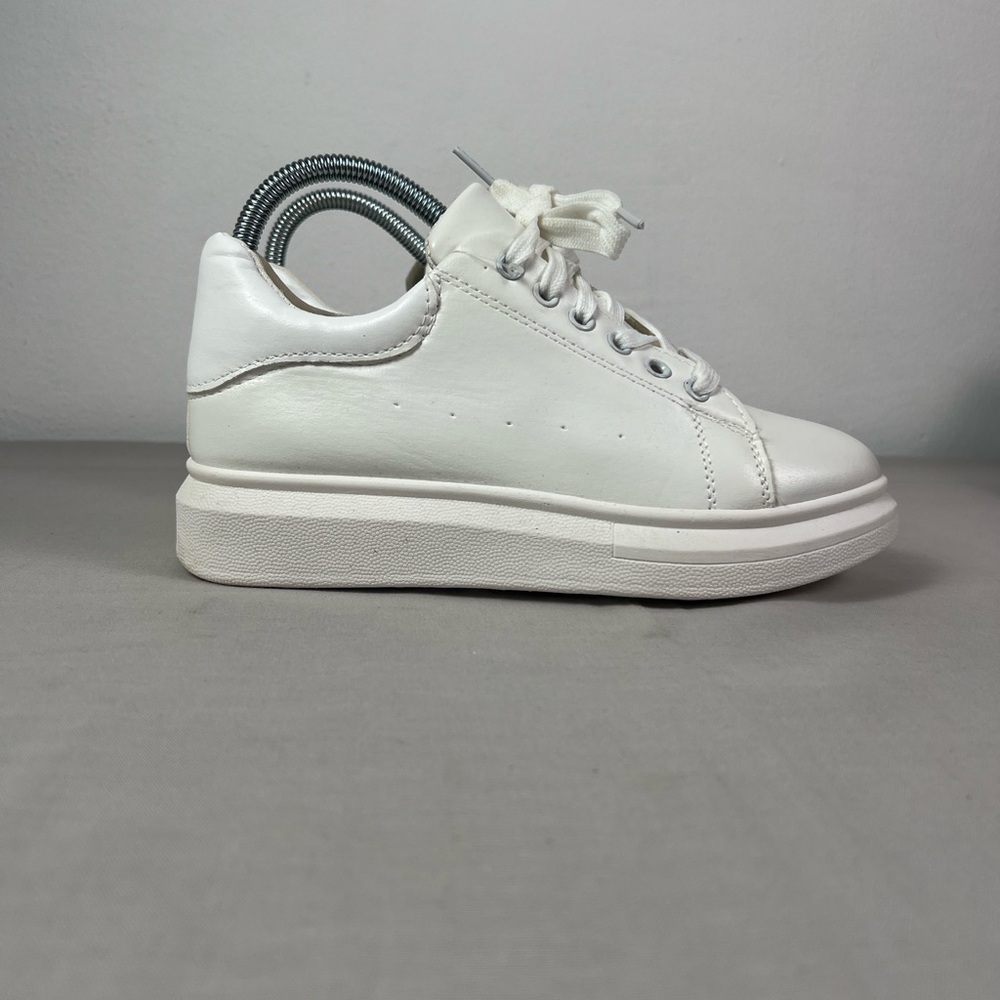 Roxy Sheilahh Shoe - White Canvas Sneaker New Size 6